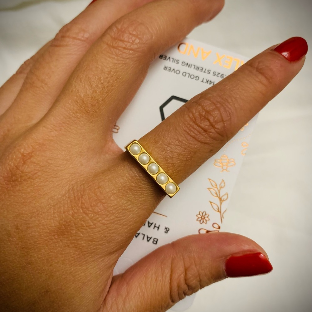 14K Gold Plated sterling silver Swarovski Pearl Ring- size 7 💍 NWT
